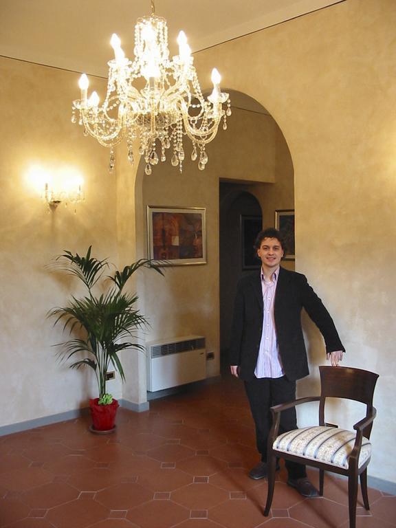 B&B Palazzo Al Torrione 2 Сан-Джиминьяно Экстерьер фото