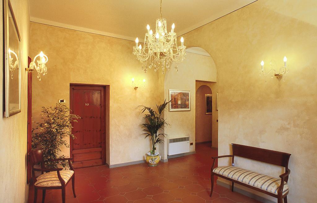 B&B Palazzo Al Torrione 2 Сан-Джиминьяно Экстерьер фото