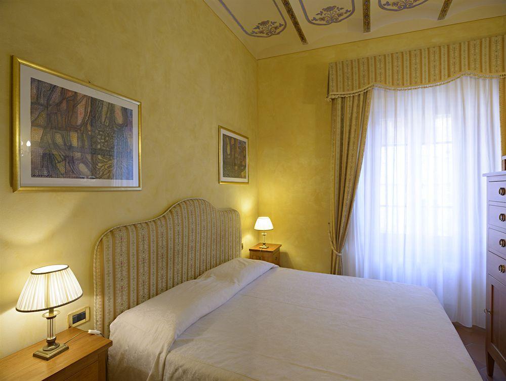 B&B Palazzo Al Torrione 2 Сан-Джиминьяно Экстерьер фото