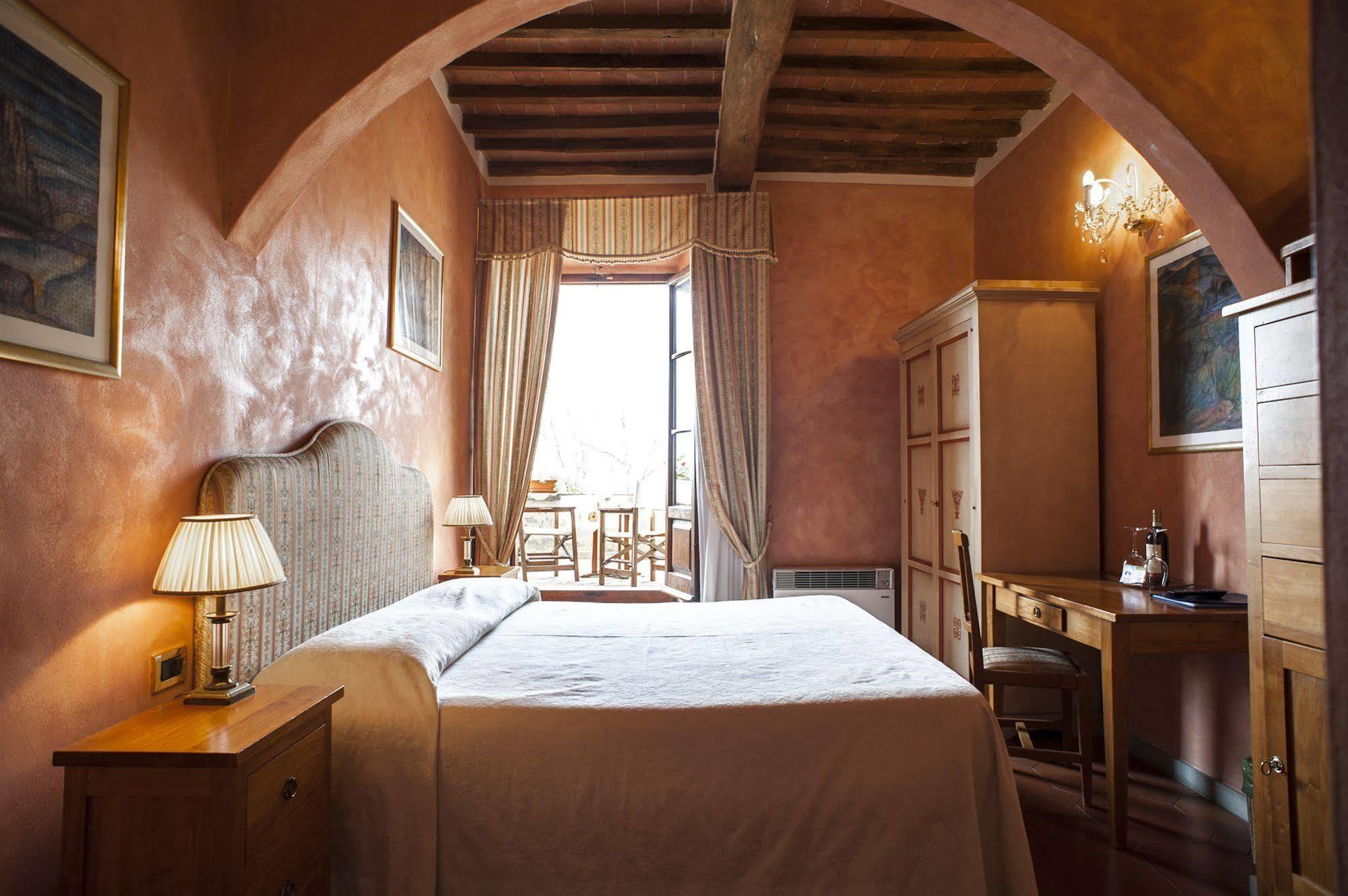 B&B Palazzo Al Torrione 2 Сан-Джиминьяно Экстерьер фото