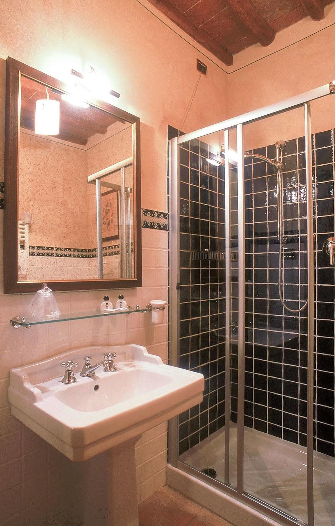 B&B Palazzo Al Torrione 2 Сан-Джиминьяно Экстерьер фото