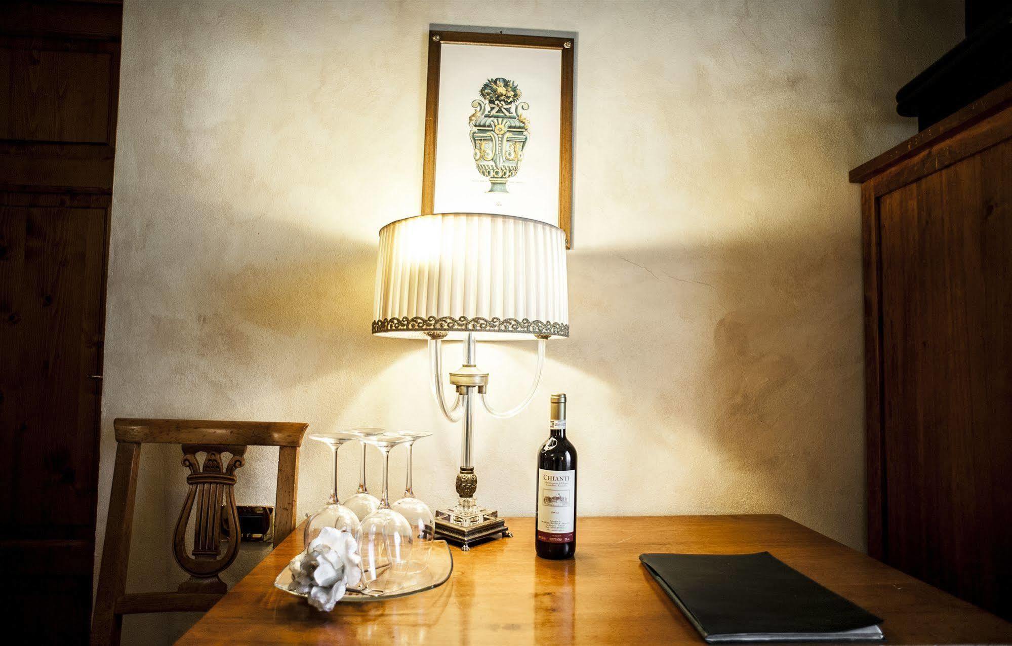 B&B Palazzo Al Torrione 2 Сан-Джиминьяно Экстерьер фото